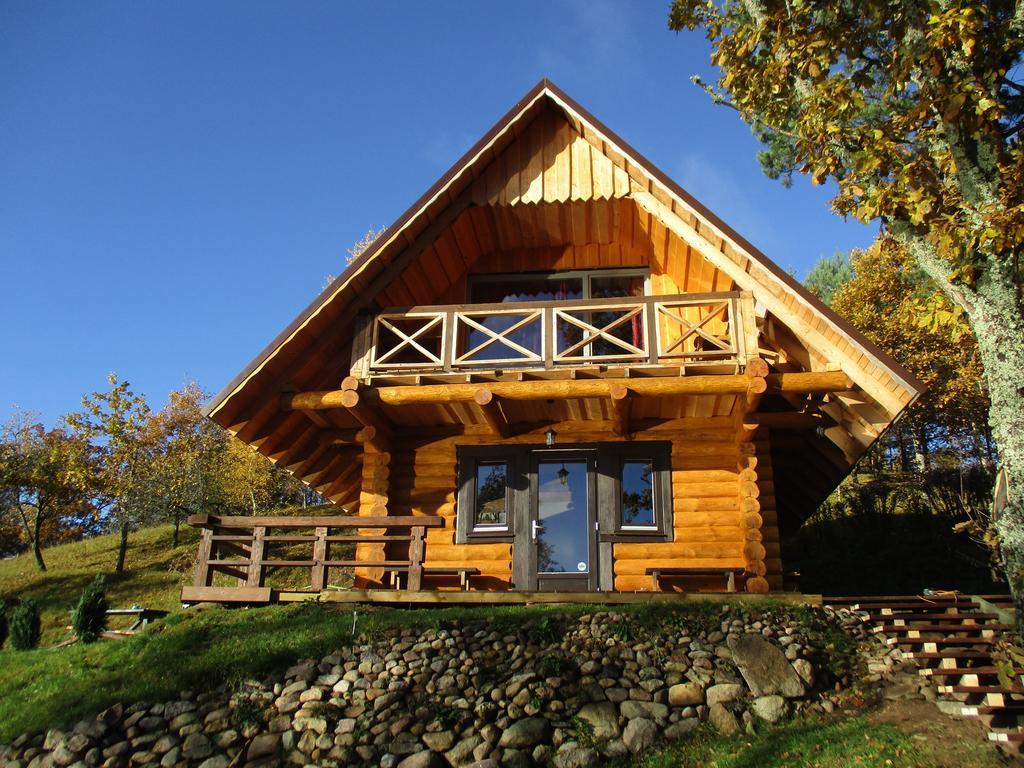 Ezerkalni Villa Raiskums Ruang foto