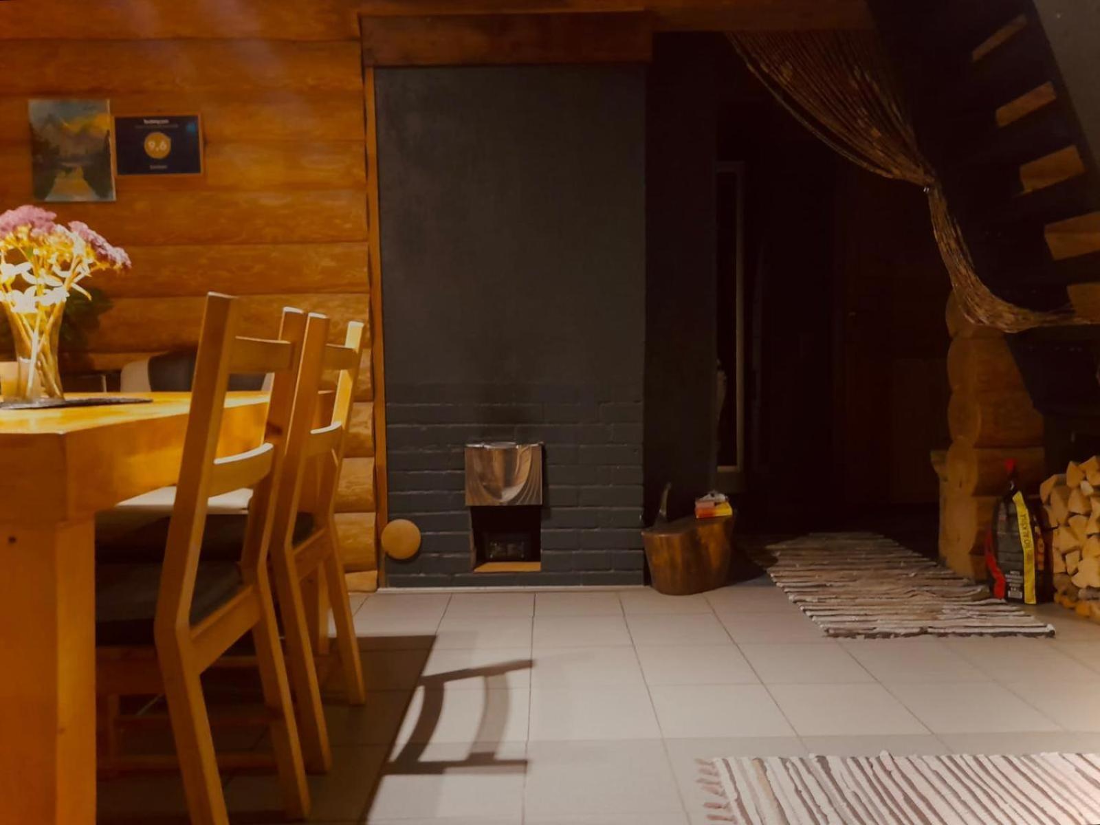 Ezerkalni Villa Raiskums Bagian luar foto
